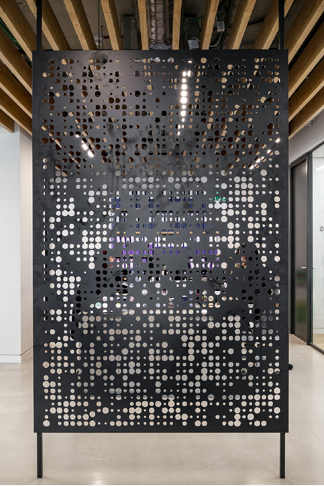 -סופי-11-1-aspect-ratio-1280-1920